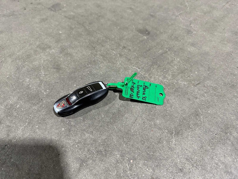 Porsche Panamera 4S 3.0 V6 420PS 2013, 2-XBF-53