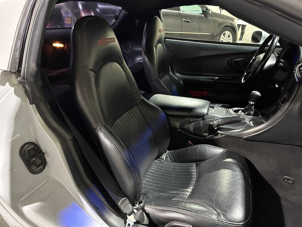 Chevrolet Corvette Z06 5.7 V8 405PS 2003