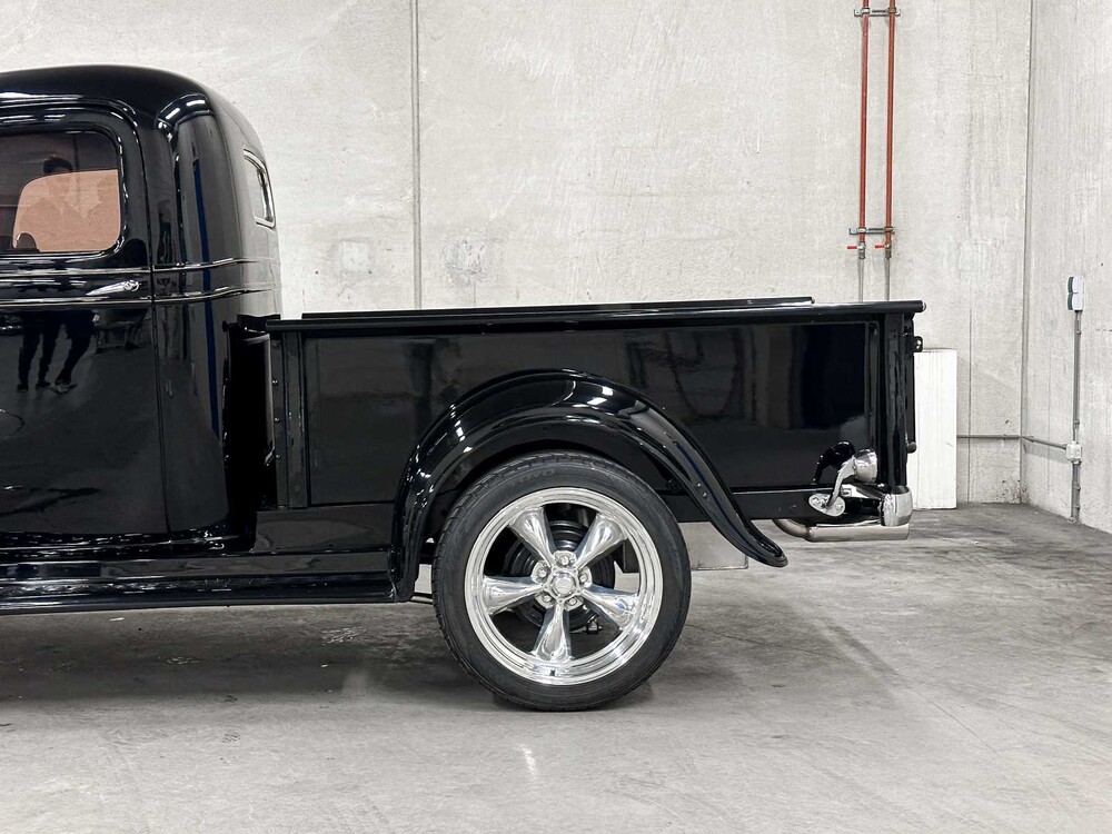 Chevrolet Pickup V8 (Resto-Mod) 290PS 1936 -Chevrolet 350 C.I.D. Langer Motor-, BE-61-70