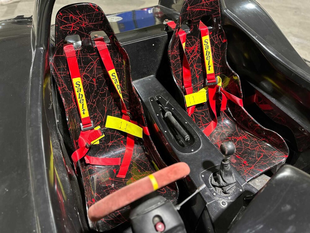 AGM WLR 6.0 V8 400PS 2005