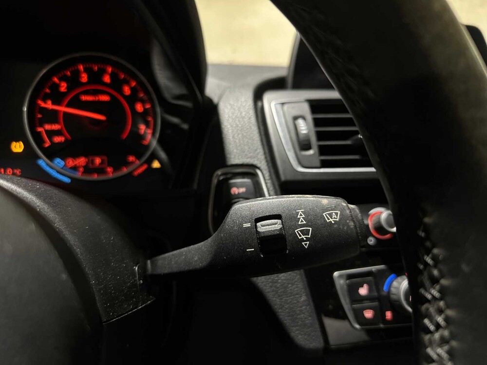 BMW 118i Centennial Executive 136PS 2016 1er, KJ-855-K