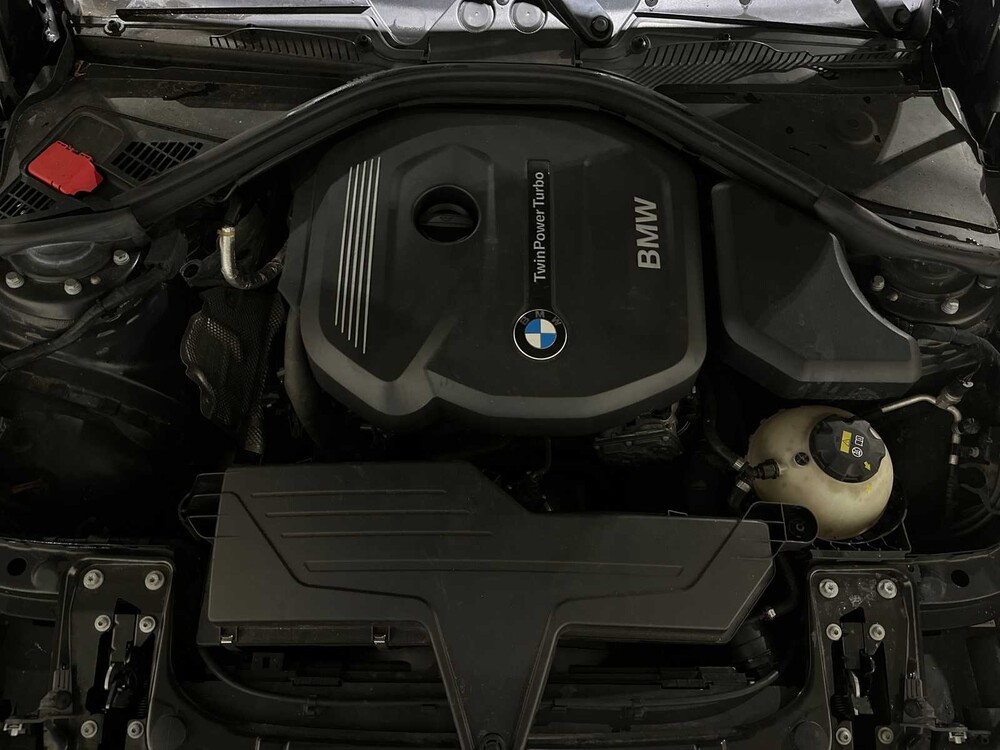 BMW 118i Centennial Executive 136PS 2016 1er, KJ-855-K