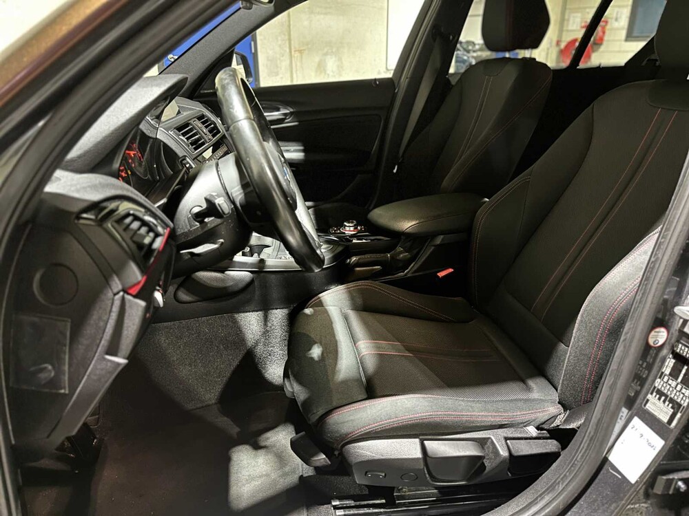 BMW 118i Centennial Executive 136PS 2016 1er, KJ-855-K