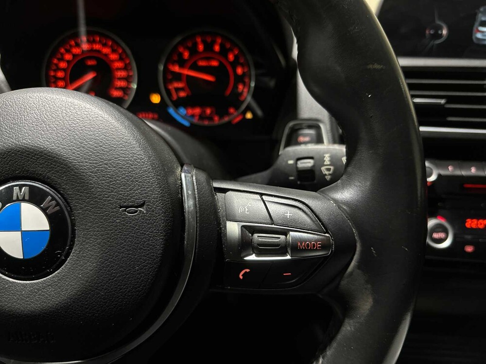 BMW 118i Centennial Executive 136PS 2016 1er, KJ-855-K