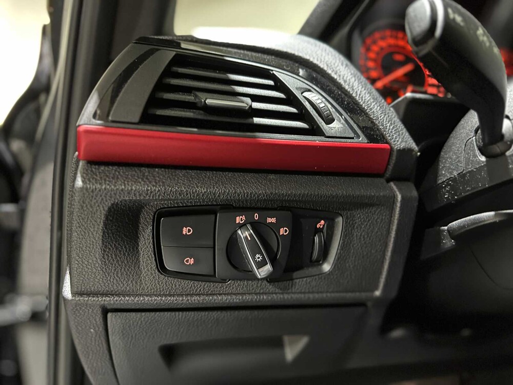 BMW 118i Centennial Executive 136PS 2016 1er, KJ-855-K