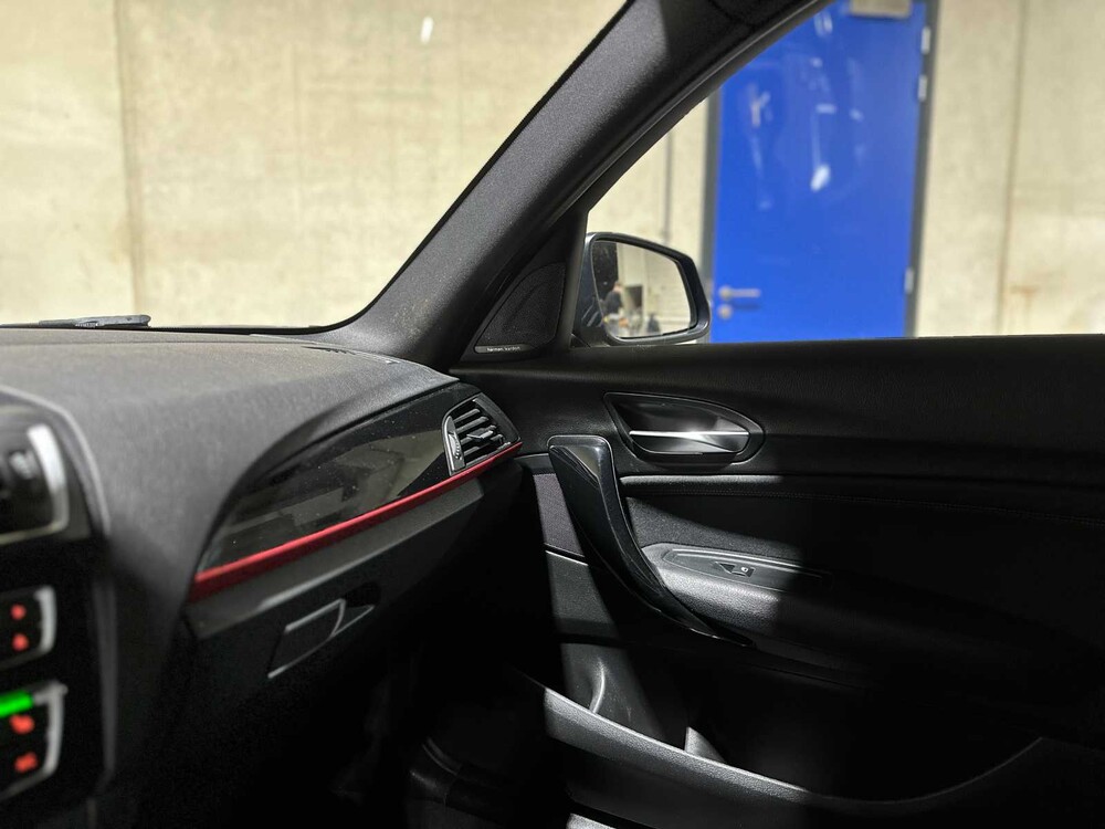 BMW 118i Centennial Executive 136PS 2016 1er, KJ-855-K