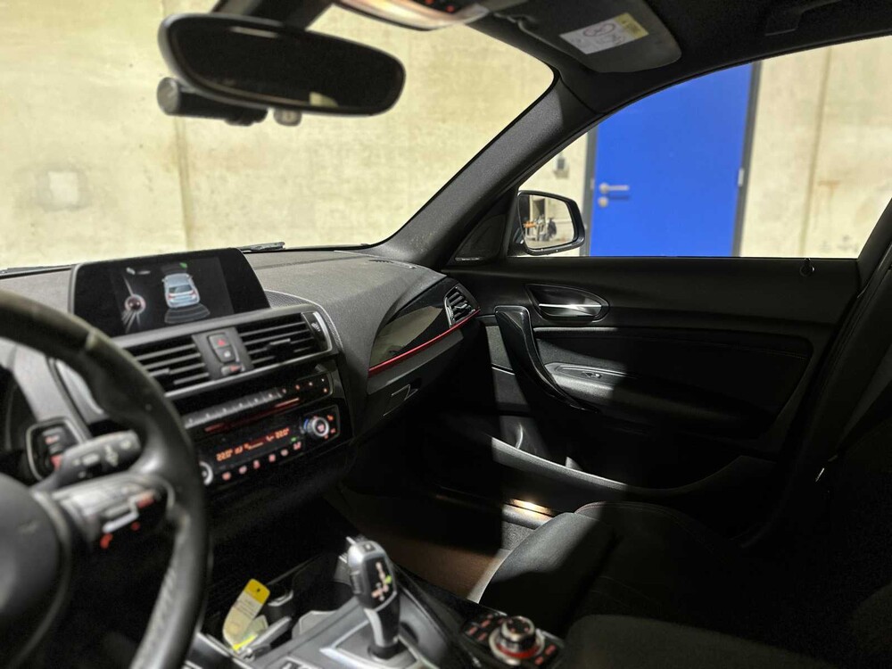 BMW 118i Centennial Executive 136PS 2016 1er, KJ-855-K