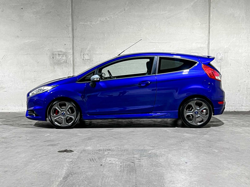 Ford Fiesta ST2 1.6 182PS 2015, NJ-415-B