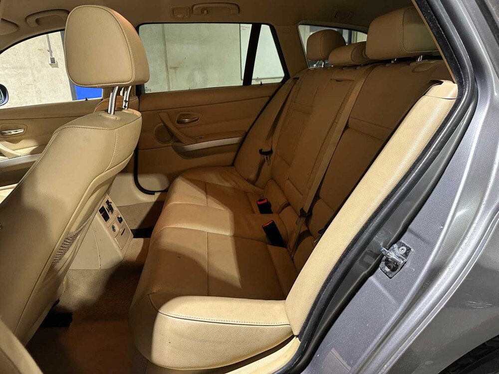 BMW 318i Touring Business Line 143hp 2010 3-series E91, 19-NKT-5