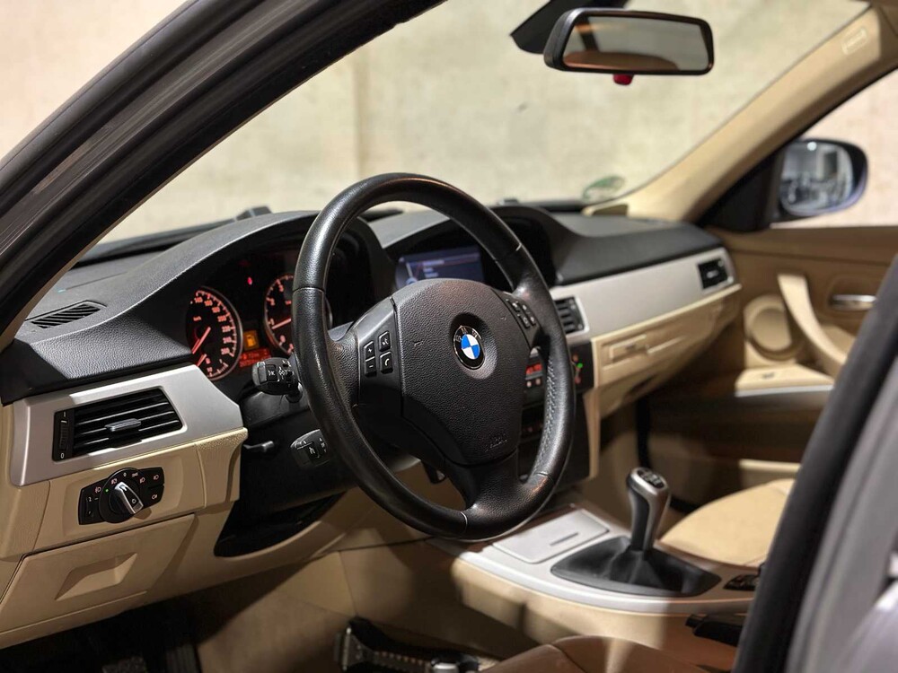 BMW 318i Touring Business Line 143hp 2010 3-series E91, 19-NKT-5