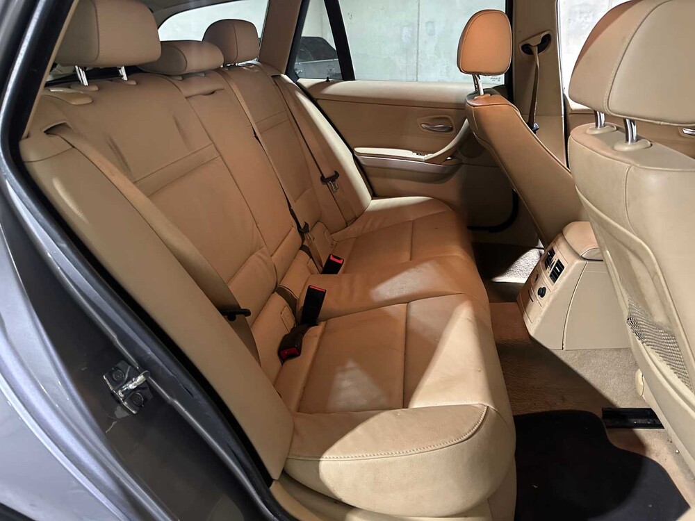 BMW 318i Touring Business Line 143hp 2010 3-series E91, 19-NKT-5