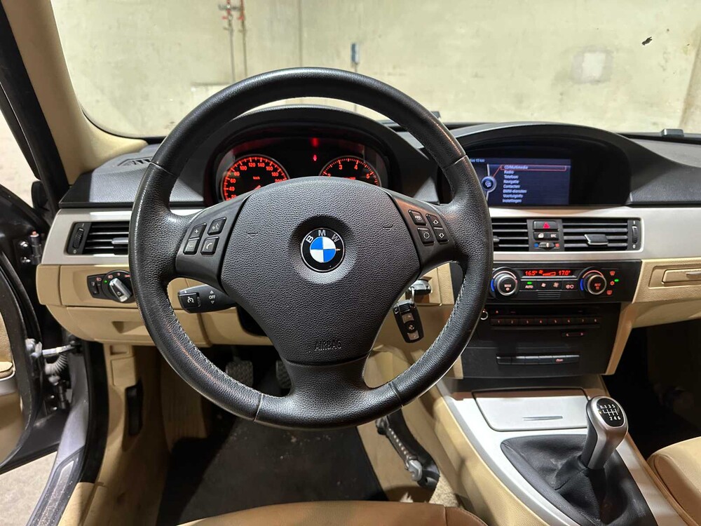 BMW 318i Touring Business Line 143hp 2010 3-series E91, 19-NKT-5