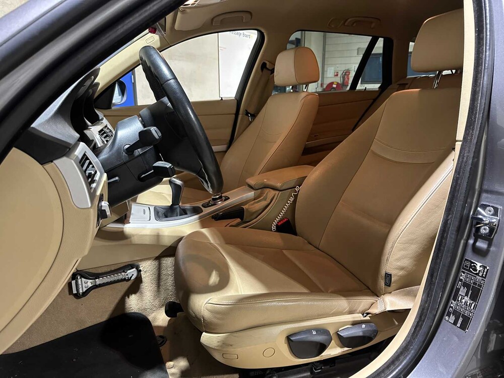 BMW 318i Touring Business Line 143hp 2010 3-series E91, 19-NKT-5