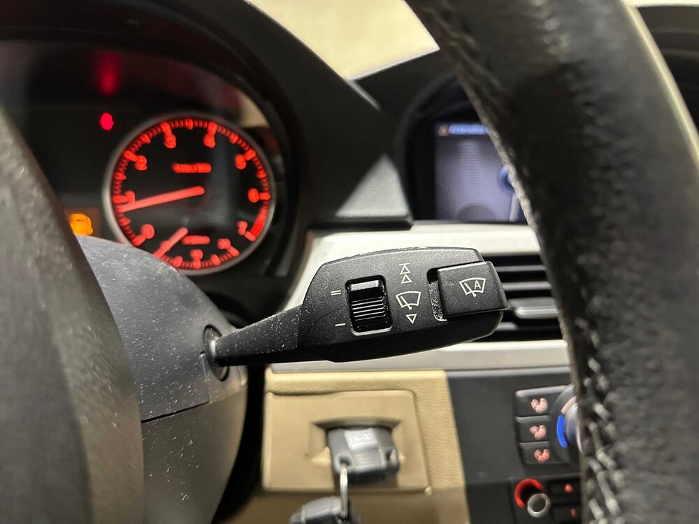 BMW 318i Touring Business Line 143hp 2010 3-series E91, 19-NKT-5