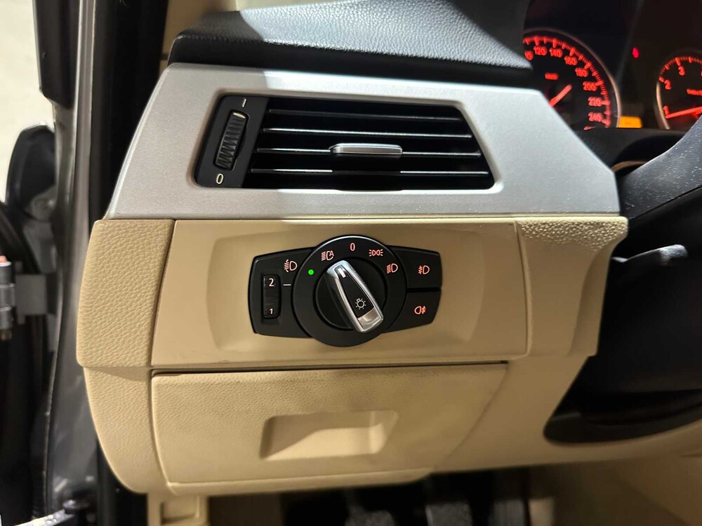 BMW 318i Touring Business Line 143hp 2010 3-series E91, 19-NKT-5