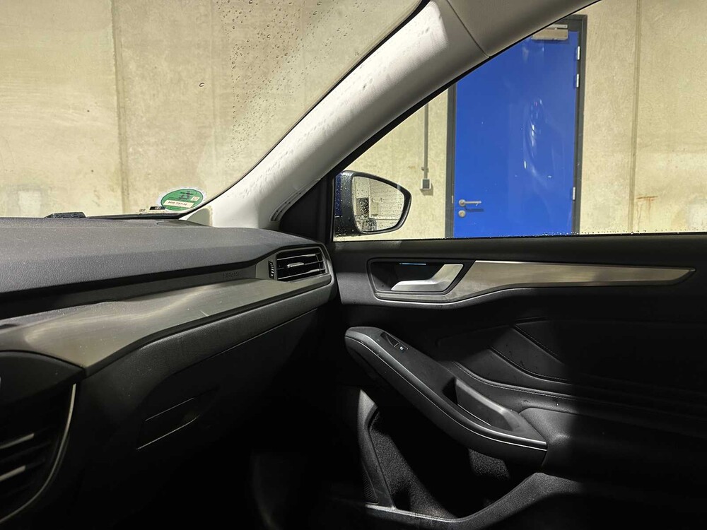 Ford Focus Kombi 1.5 EcoBlue Titanium Business 120PS 2020, H-187-NH