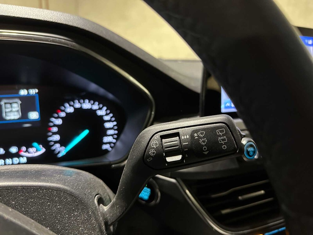 Ford Focus Kombi 1.5 EcoBlue Titanium Business 120PS 2020, H-187-NH