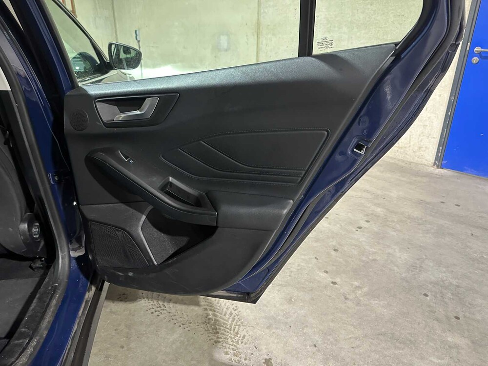 Ford Focus Kombi 1.5 EcoBlue Titanium Business 120PS 2020, H-187-NH