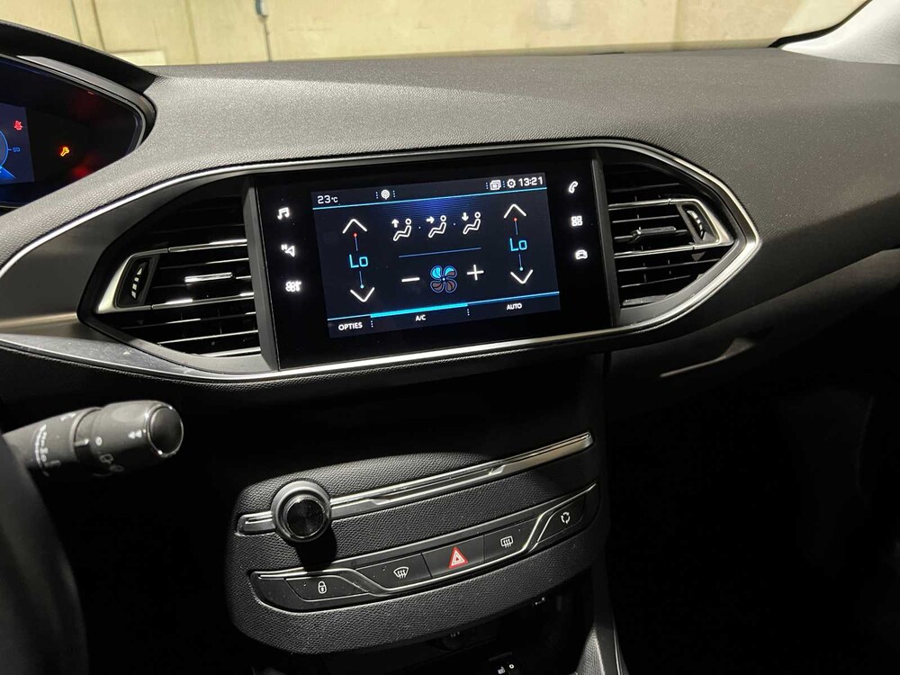 Peugeot 308 SW 1.2 PureTech Blue Lease Allure 110PS 2021, K-576-SB