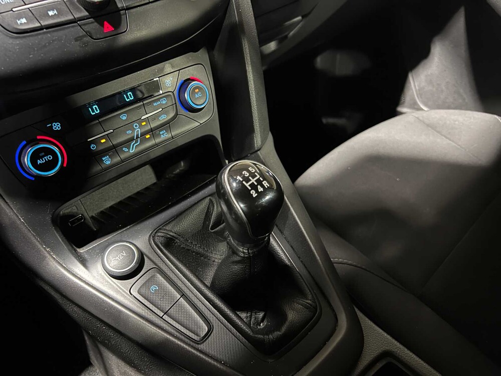 Ford Focus 1.0 Lease Edition 101PS 2018, SH-920-T