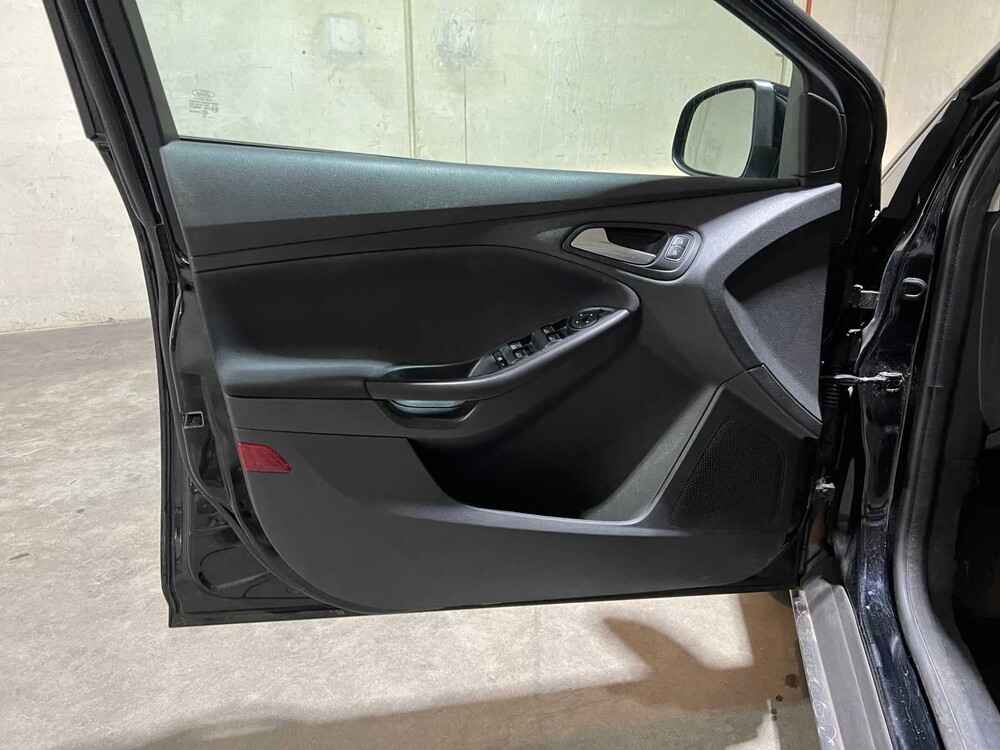 Ford Focus 1.0 Lease Edition 101PS 2018, SH-920-T