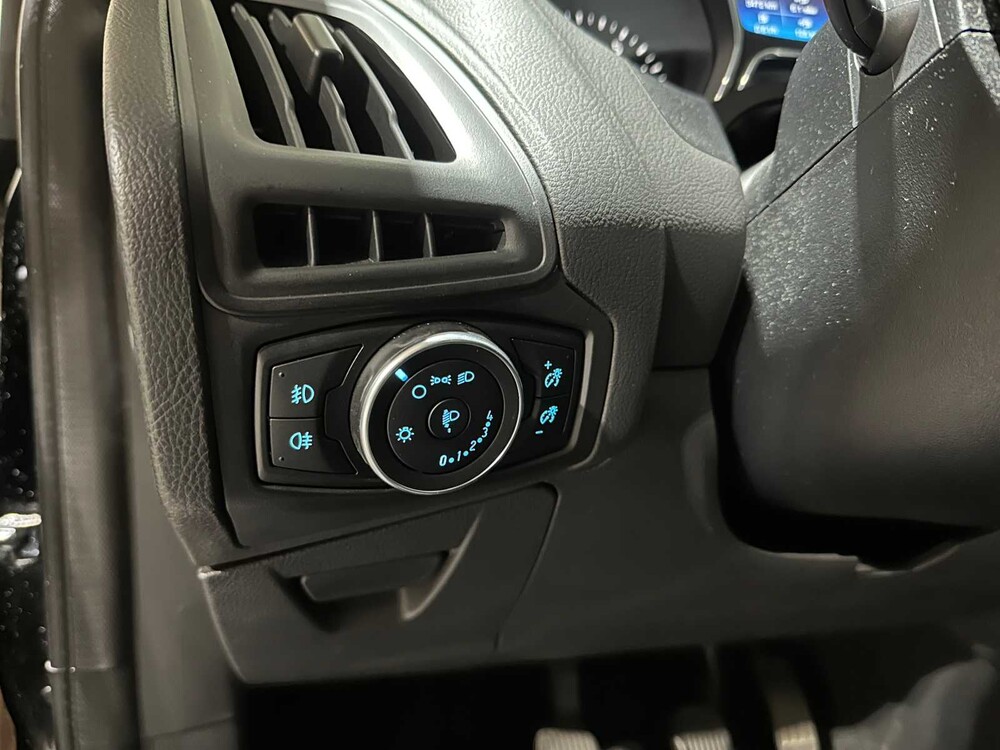 Ford Focus 1.0 Lease Edition 101PS 2018, SJ-773-B