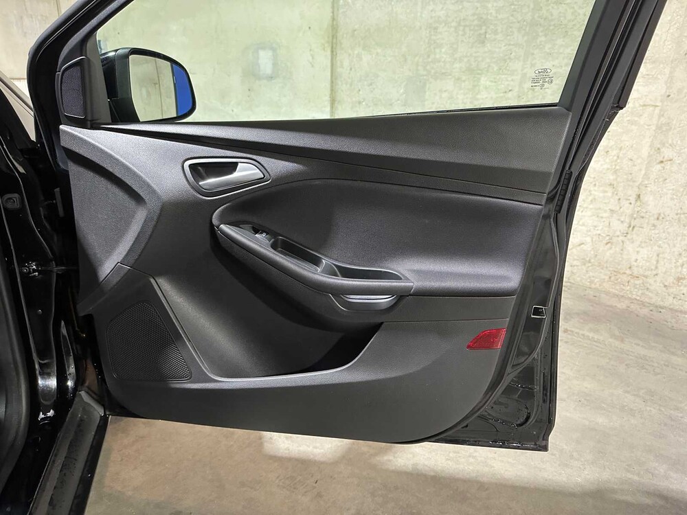 Ford Focus 1.0 Lease Edition 101PS 2018, SJ-773-B