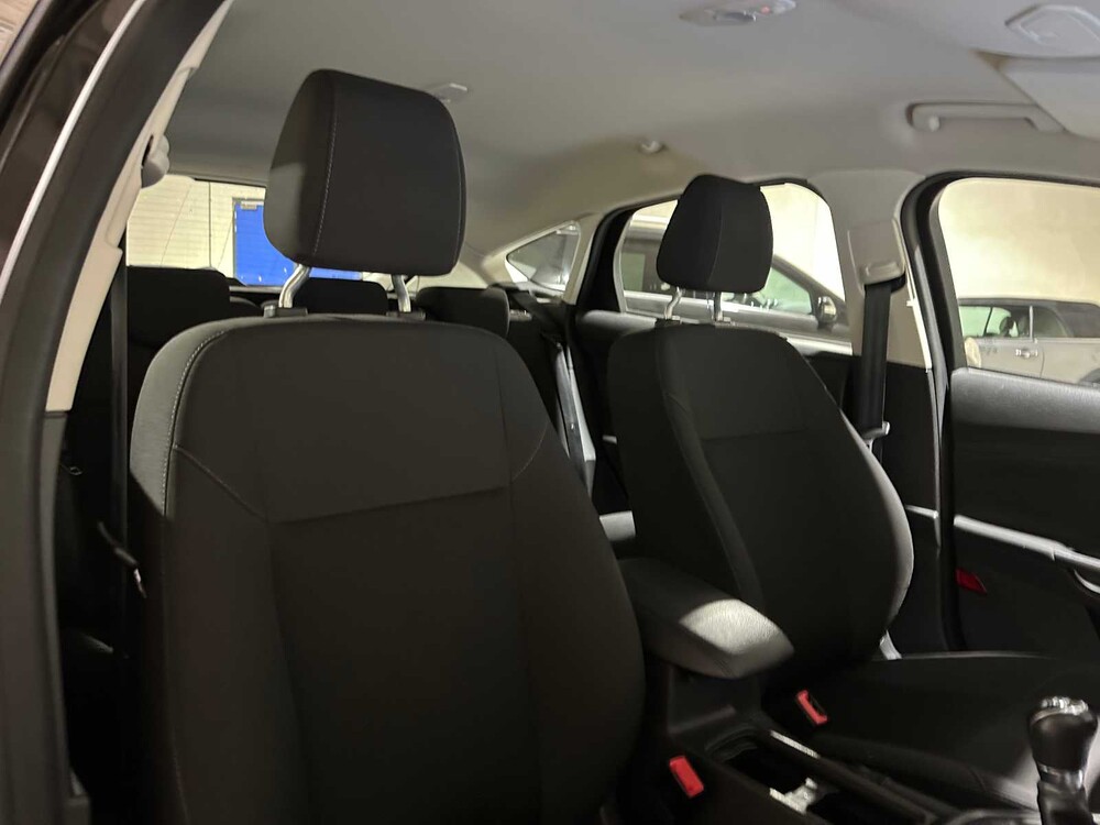 Ford Focus 1.0 Lease Edition 101PS 2018, SJ-773-B