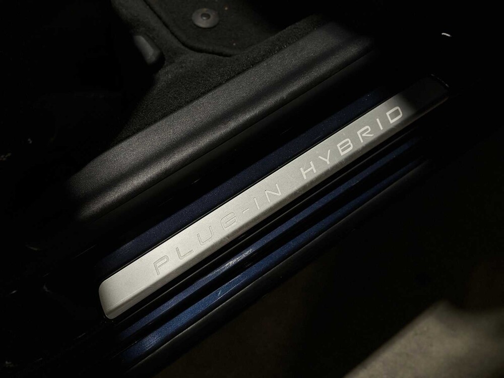 Volvo V60 2.4 D6 AWD Plug-In Hybrid Summum 286PS 2014, 4-TJX-19