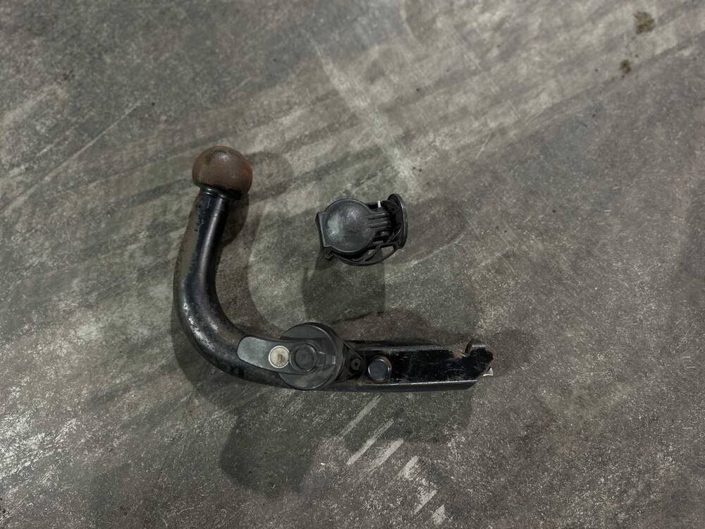 Volvo V60 2.4 D6 AWD Plug-In Hybrid Summum 286PS 2014, 4-TJX-19