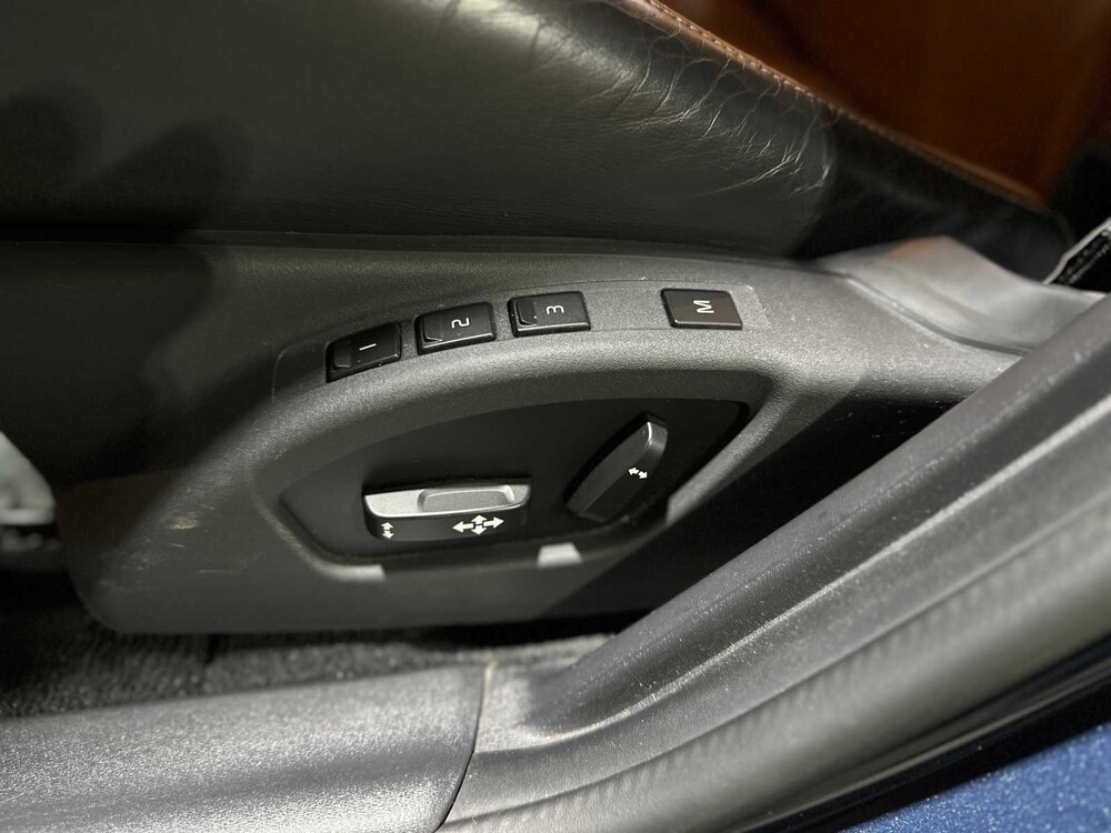 Volvo V60 2.4 D6 AWD Plug-In Hybrid Summum 286PS 2014, 4-TJX-19