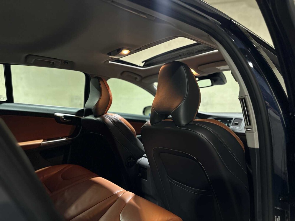 Volvo V60 2.4 D6 AWD Plug-In Hybrid Summum 286PS 2014, 4-TJX-19