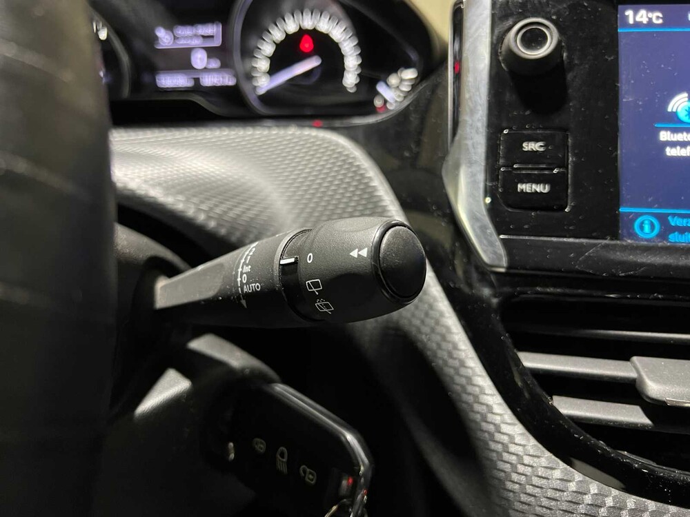 Peugeot 2008 1.2 PureTech Allure 110hp 2018, SG-848-G