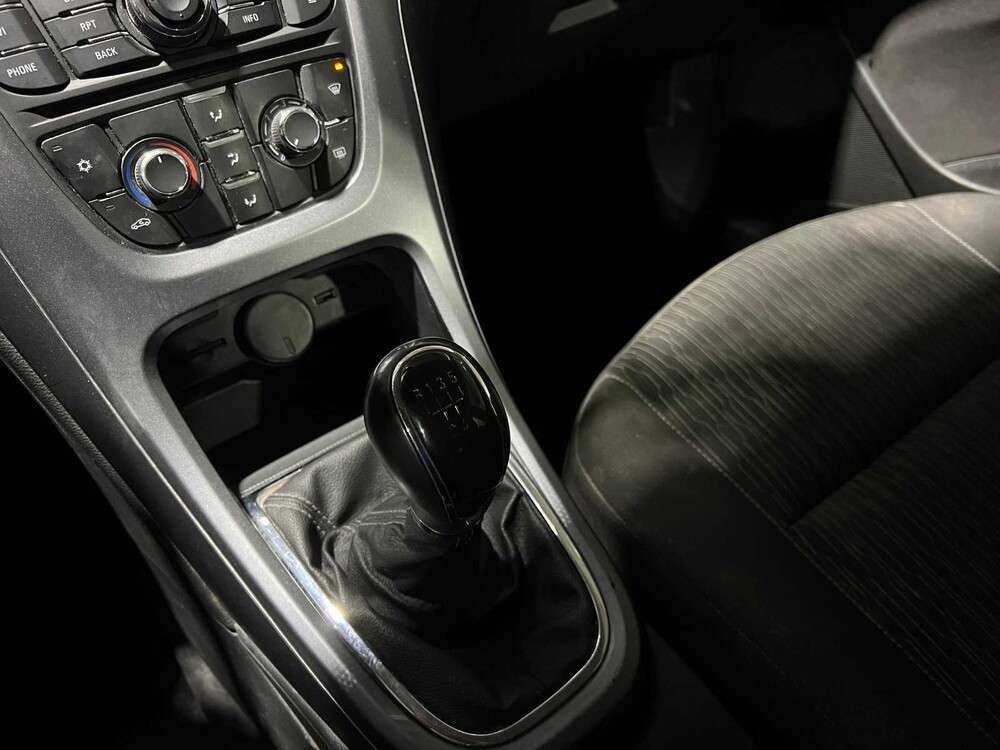 Opel Astra 1.4 Berlin 101hp 2014, 5-TDS-86