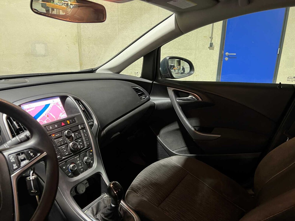 Opel Astra 1.4 Berlin 101hp 2014, 5-TDS-86