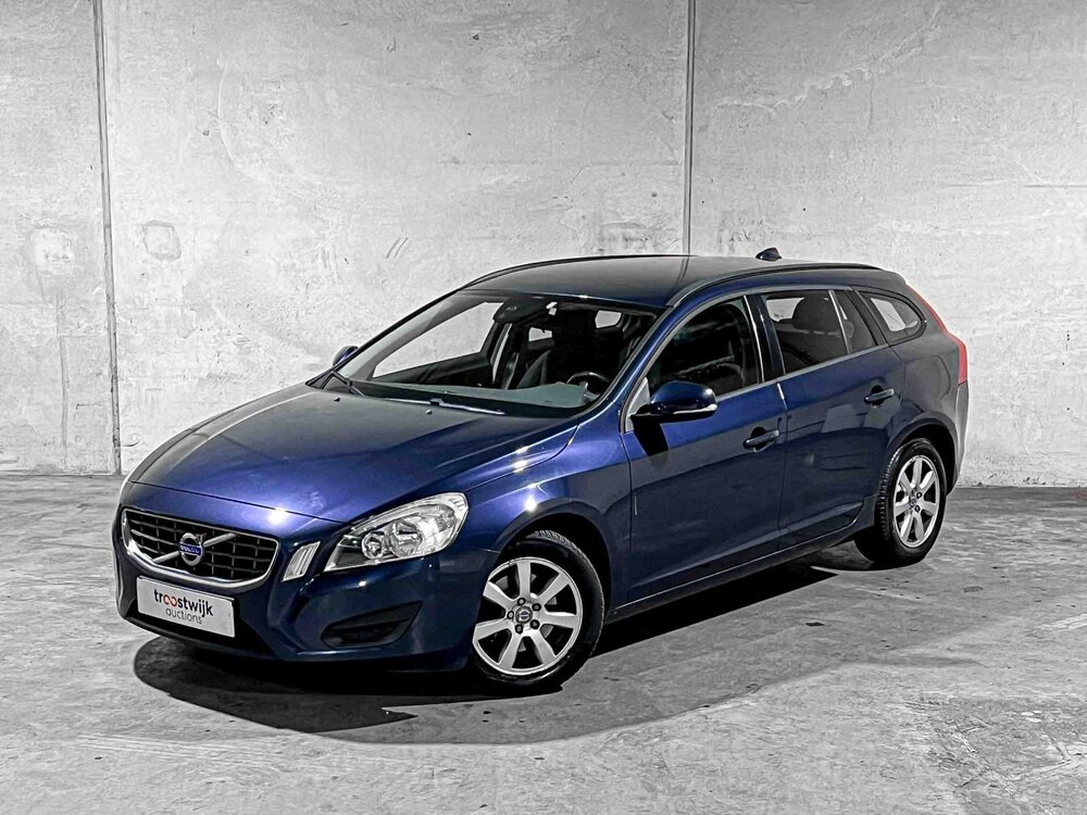 Volvo V60 1.6 T3 Kinetic 150PS 2011, 98-RFF-4