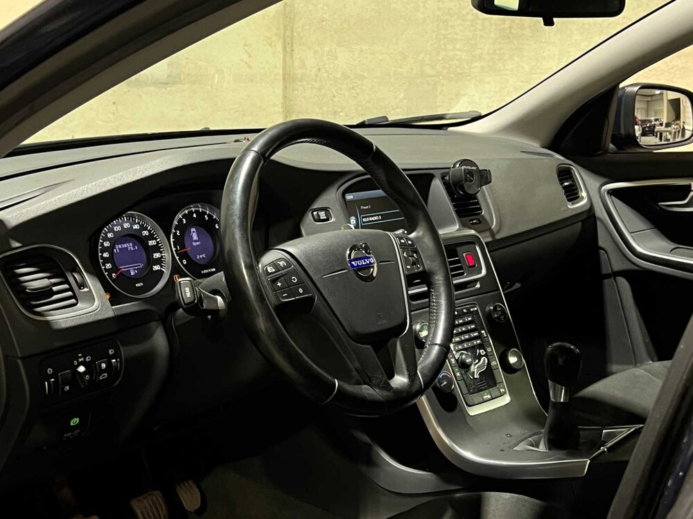 Volvo V60 1.6 T3 Kinetic 150PS 2011, 98-RFF-4