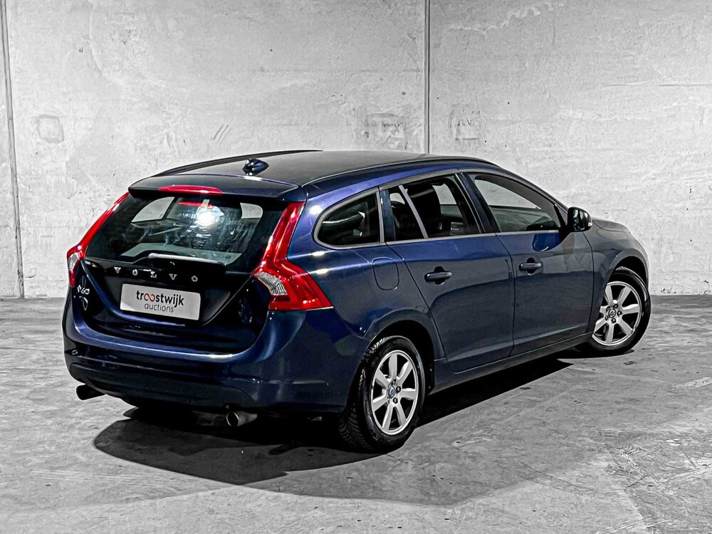 Volvo V60 1.6 T3 Kinetic 150PS 2011, 98-RFF-4