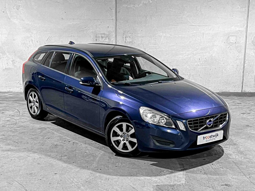 Volvo V60 1.6 T3 Kinetic 150PS 2011, 98-RFF-4