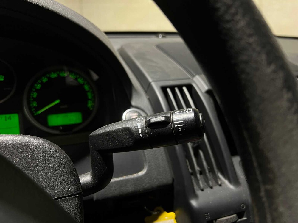 Land Rover Freelander 2.2 TD4 S 152hp 2007, 08-XT-ZJ