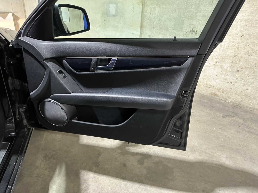 Mercedes-Benz C200 CDI 136PS 2008 C-Klasse, 01-ZF-PR