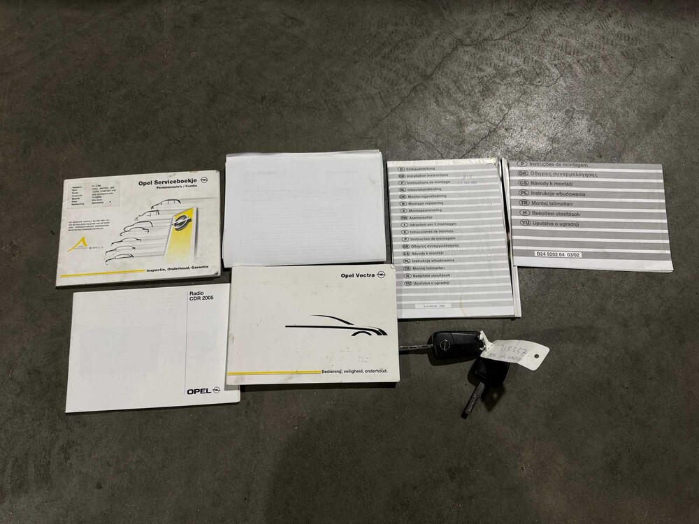 Opel Vectra 2.2-16V Comfort 147pk 2002, 93-JZ-BS