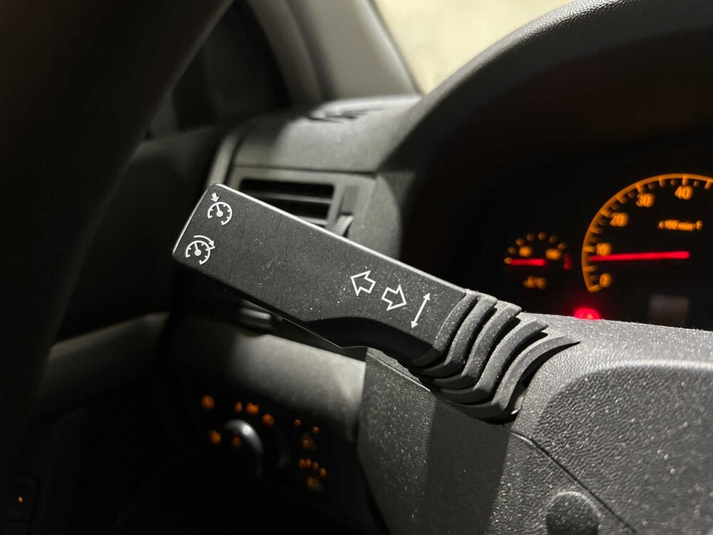 Opel Vectra 2.2-16V Comfort 147pk 2002, 93-JZ-BS