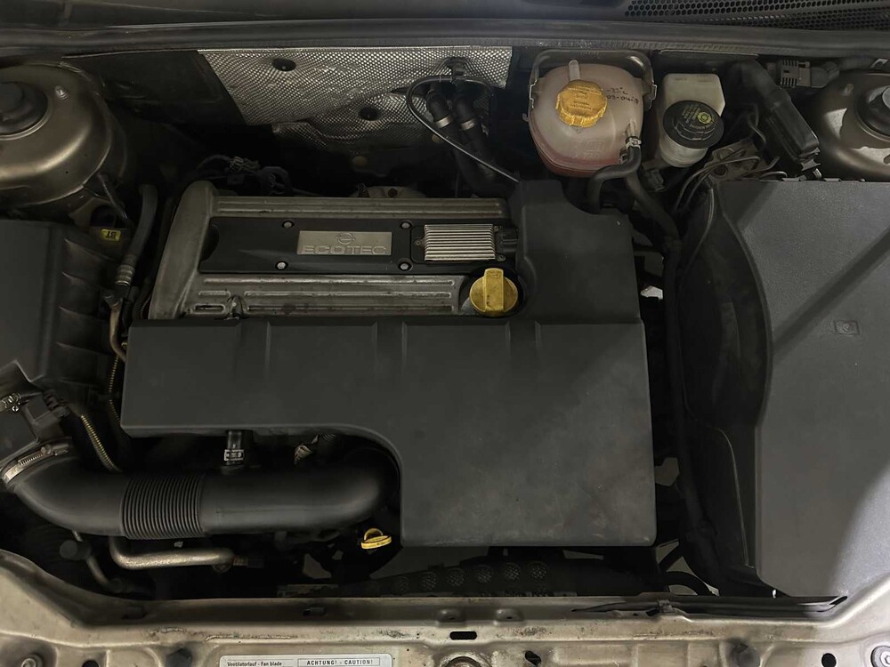 Opel Vectra 2.2-16V Comfort 147pk 2002, 93-JZ-BS