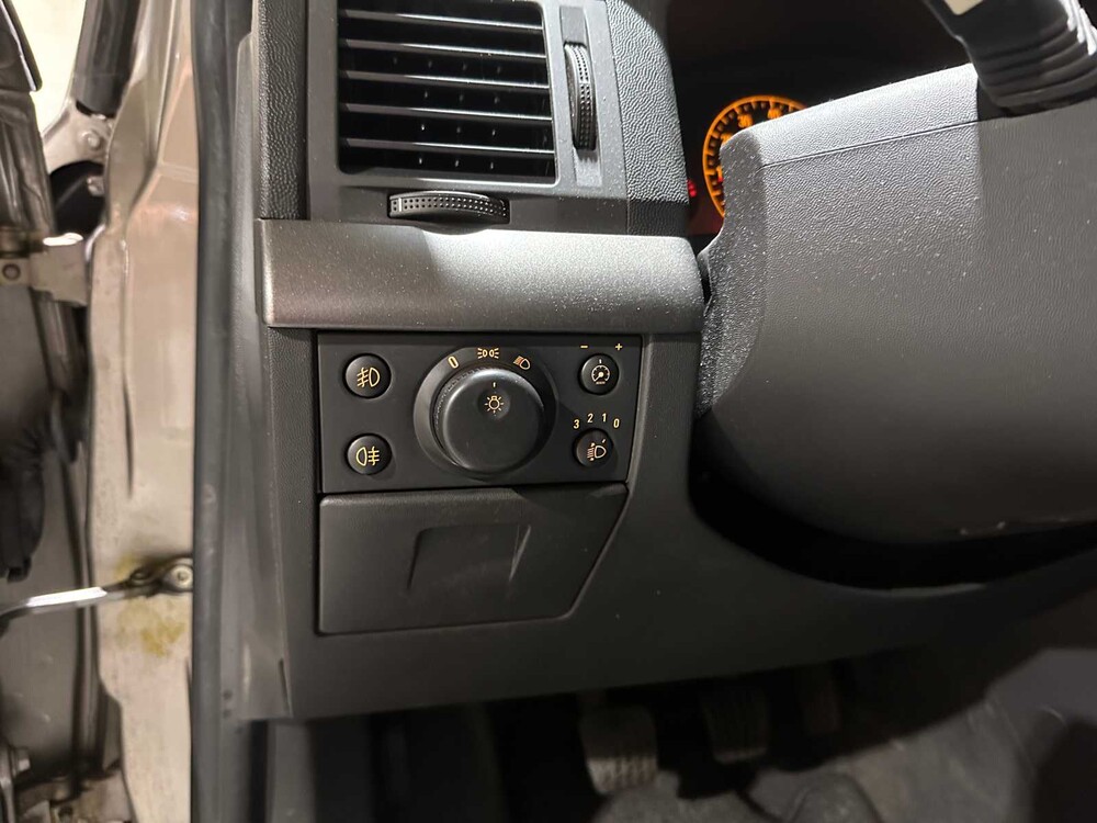 Opel Vectra 2.2-16V Comfort 147pk 2002, 93-JZ-BS