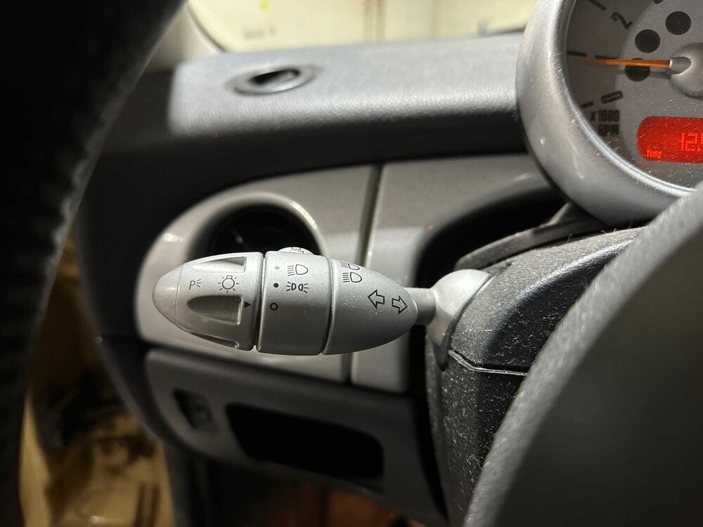 Mini 1.6 Cooper Pepper 116PS 2003, 68-LV-NN 