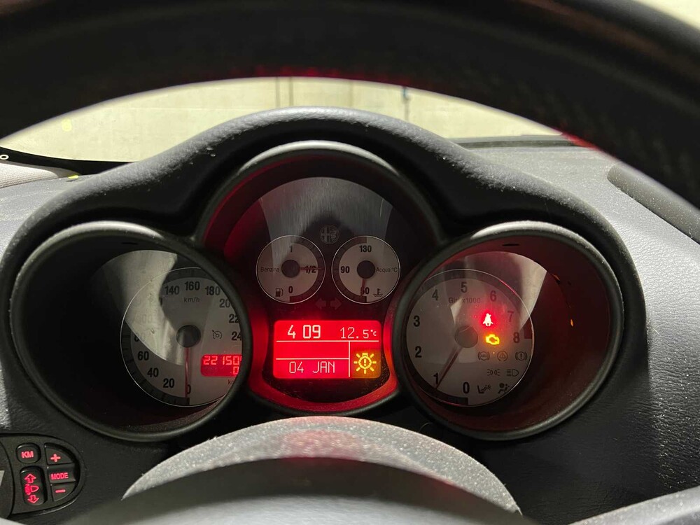 Alfa Romeo GT 2.0 JTS Distinctive 166PS 2004, 75-PF-HP