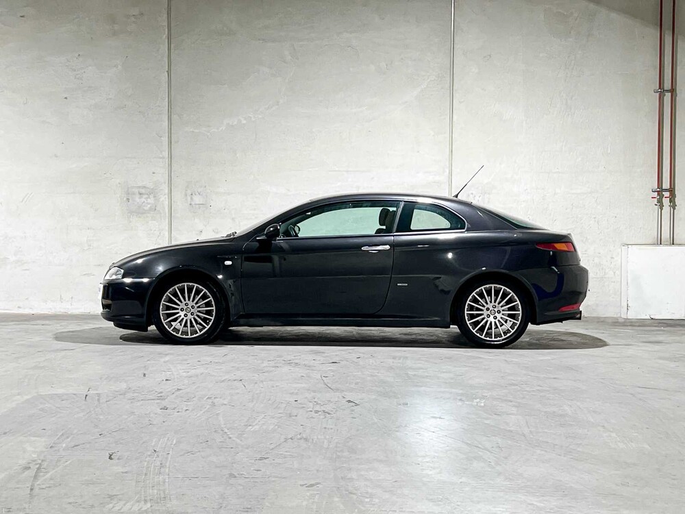 Alfa Romeo GT 2.0 JTS Distinctive 166PS 2004, 75-PF-HP