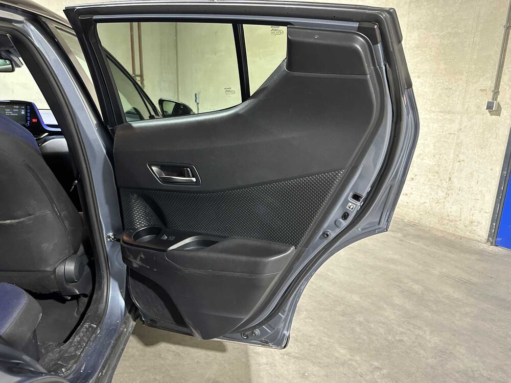 Toyota C-HR 2.0 Hybrid Bi-Tone 152PS 2020, H-248-JV