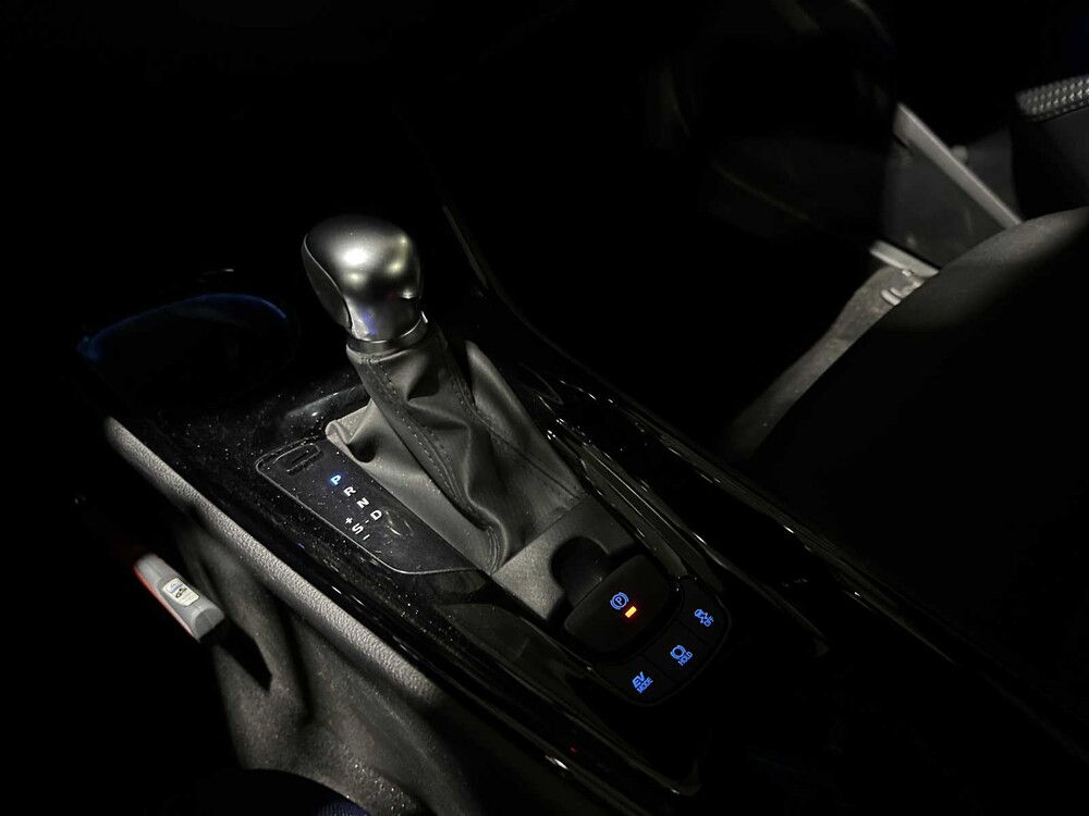 Toyota C-HR 2.0 Hybrid Bi-Tone 152PS 2020, H-248-JV